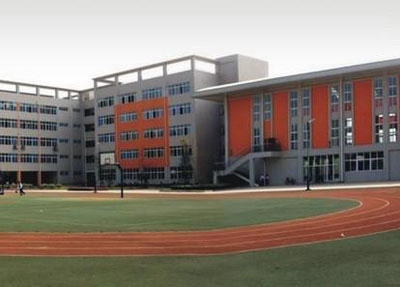 重庆聚英技工学校2022年学费多少？贵吗？